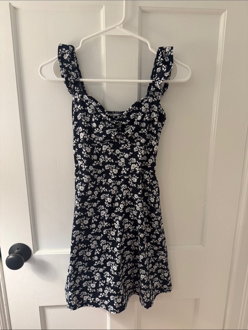 Hollister Navy and White Floral Sundress